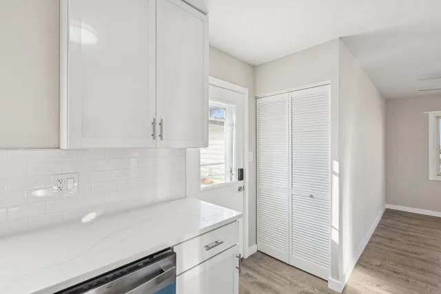 $280,000 | 2413 Country Lane, McHenry, IL 60051