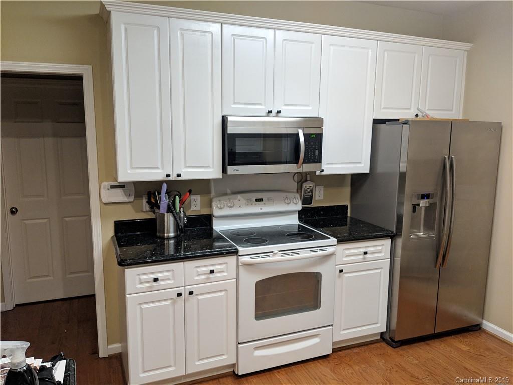 10305 Rosemallow Road Charlotte, NC 28213 - Photo 3 of 5 Gallery Image 3