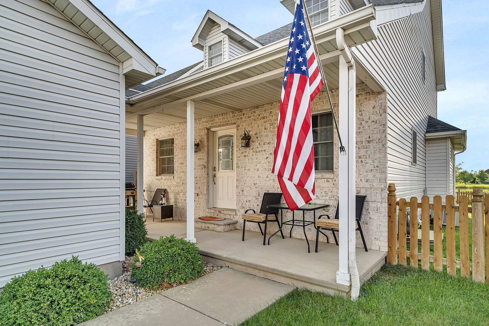 220 South Will Road, Unit 2 Diamond, IL 60416 - Photo 3 of 26 a view of entryway with a backyard