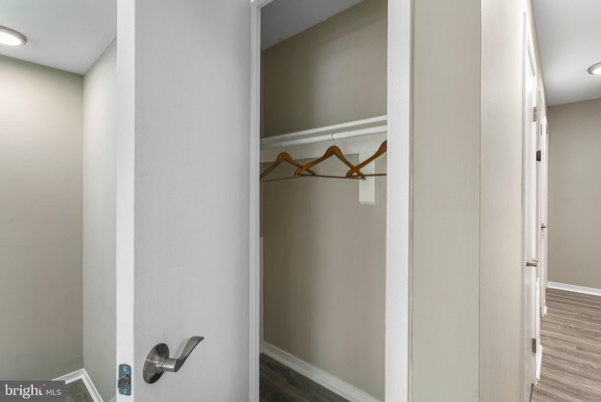 22 Andrew Place, Unit R126 Baltimore, MD 21201 - Photo 5 of 33 Coat closet