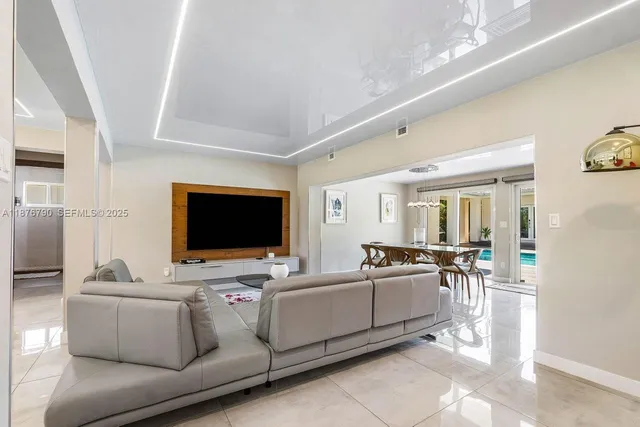 $1,289,999 | 235 Southeast 6th Street, Dania Beach, FL 33004