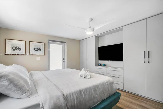 $1,289,999 | 235 Southeast 6th Street, Dania Beach, FL 33004