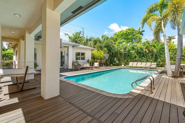 $1,289,999 | 235 Southeast 6th Street, Dania Beach, FL 33004