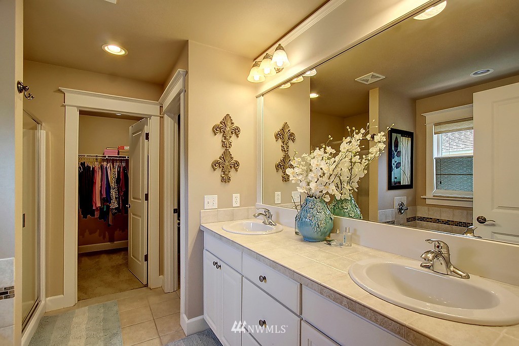 23514 8th Drive Southeast Bothell, WA 98021 - Photo 14 of 20 Gallery Image 14