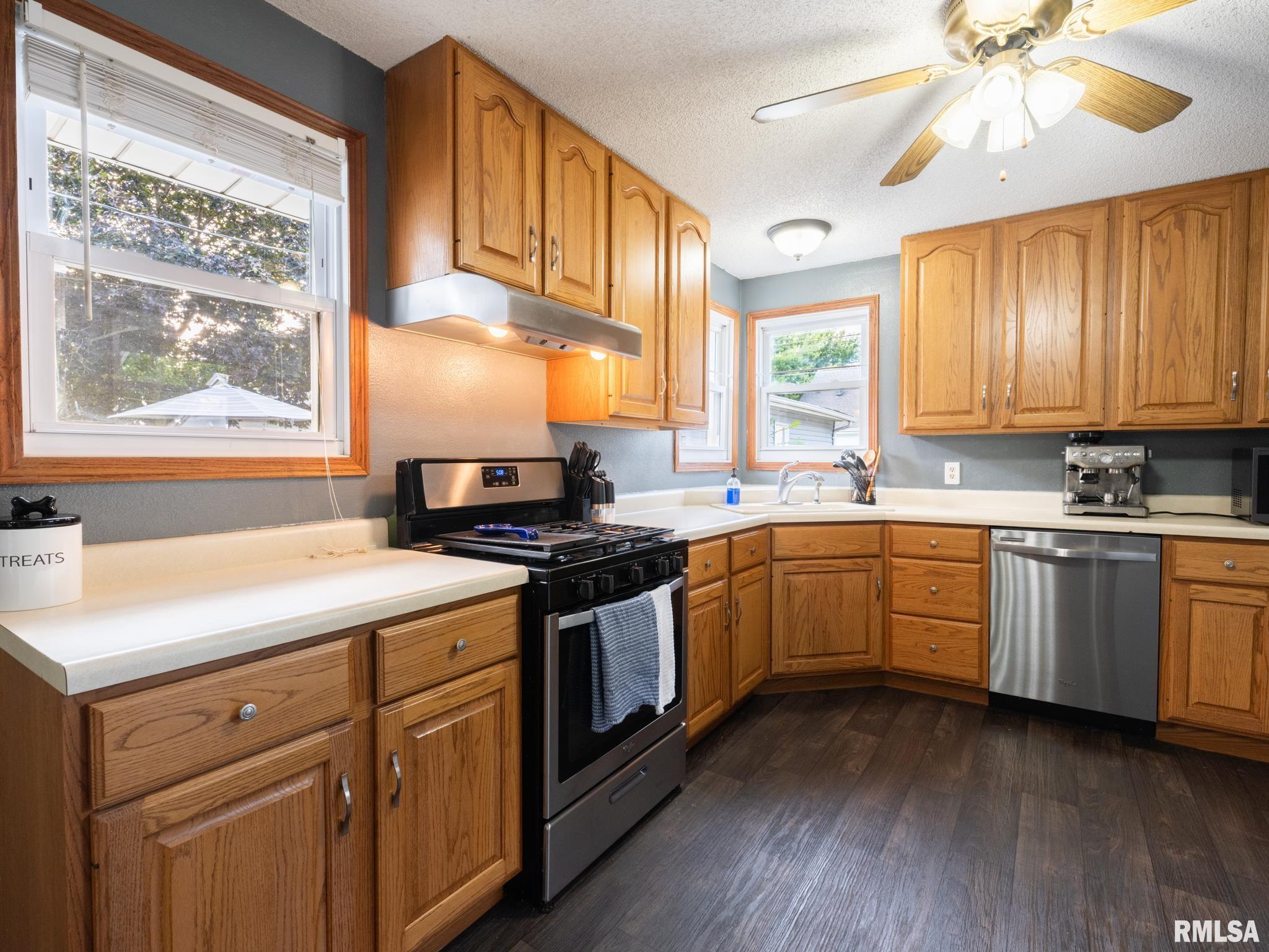 1307 State Street Pekin, IL 61554 - Photo 18 of 50