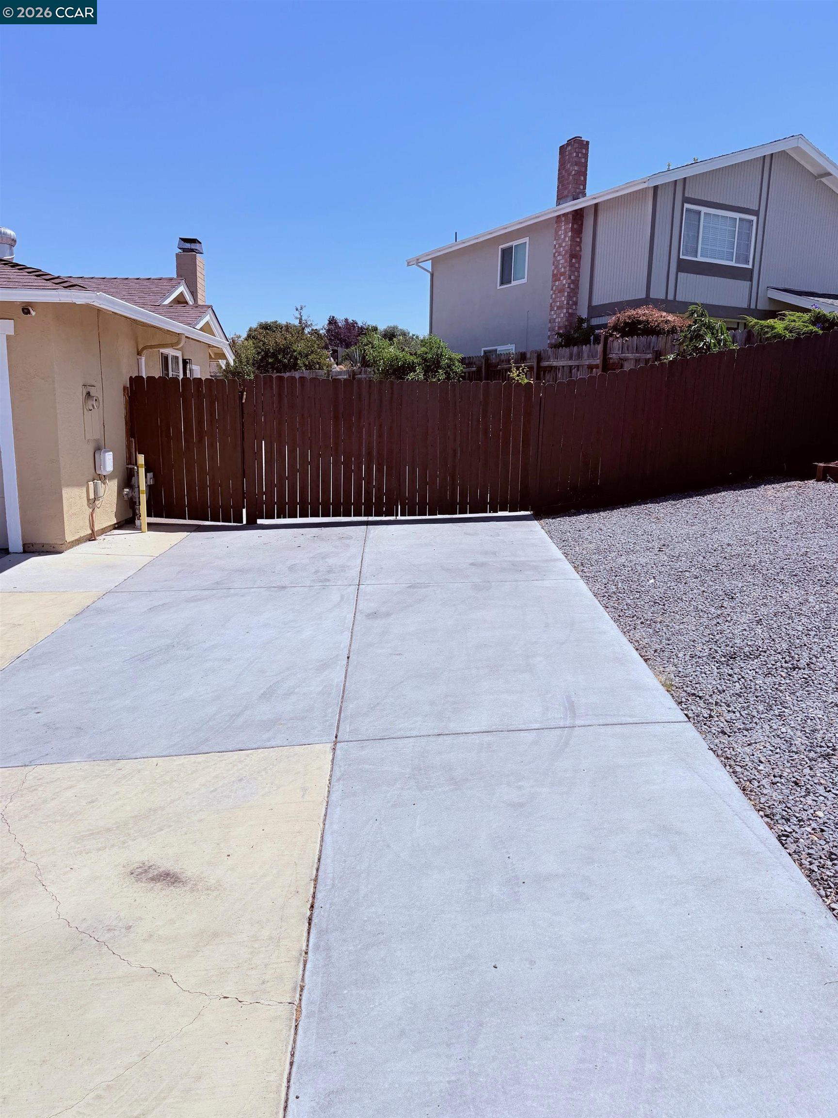 1131 Langlie Court Rodeo, CA 94572 - Photo 33 of 36 Gallery Image 33