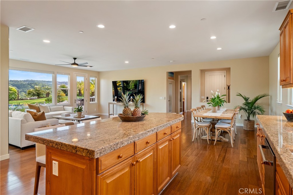 1579 Via Rojas Templeton, CA 93465 - Photo 9 of 36