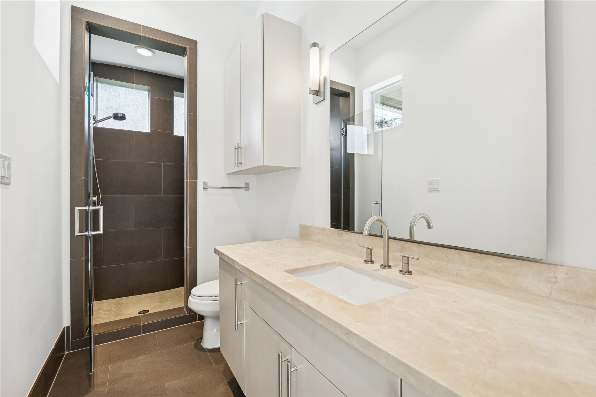 243 Piney Point Road Houston, TX 77024 - Photo 27 of 36