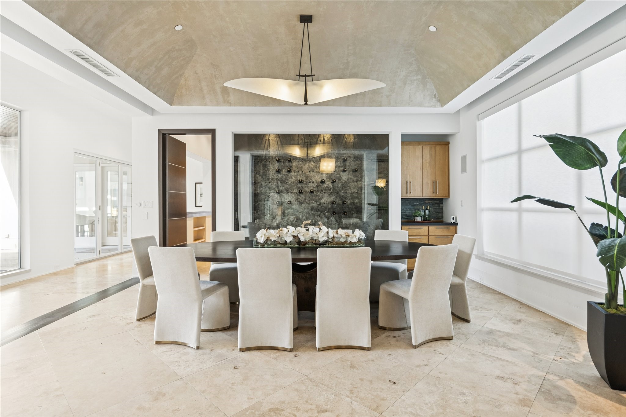 243 Piney Point Road Houston, TX 77024 - Photo 3 of 36