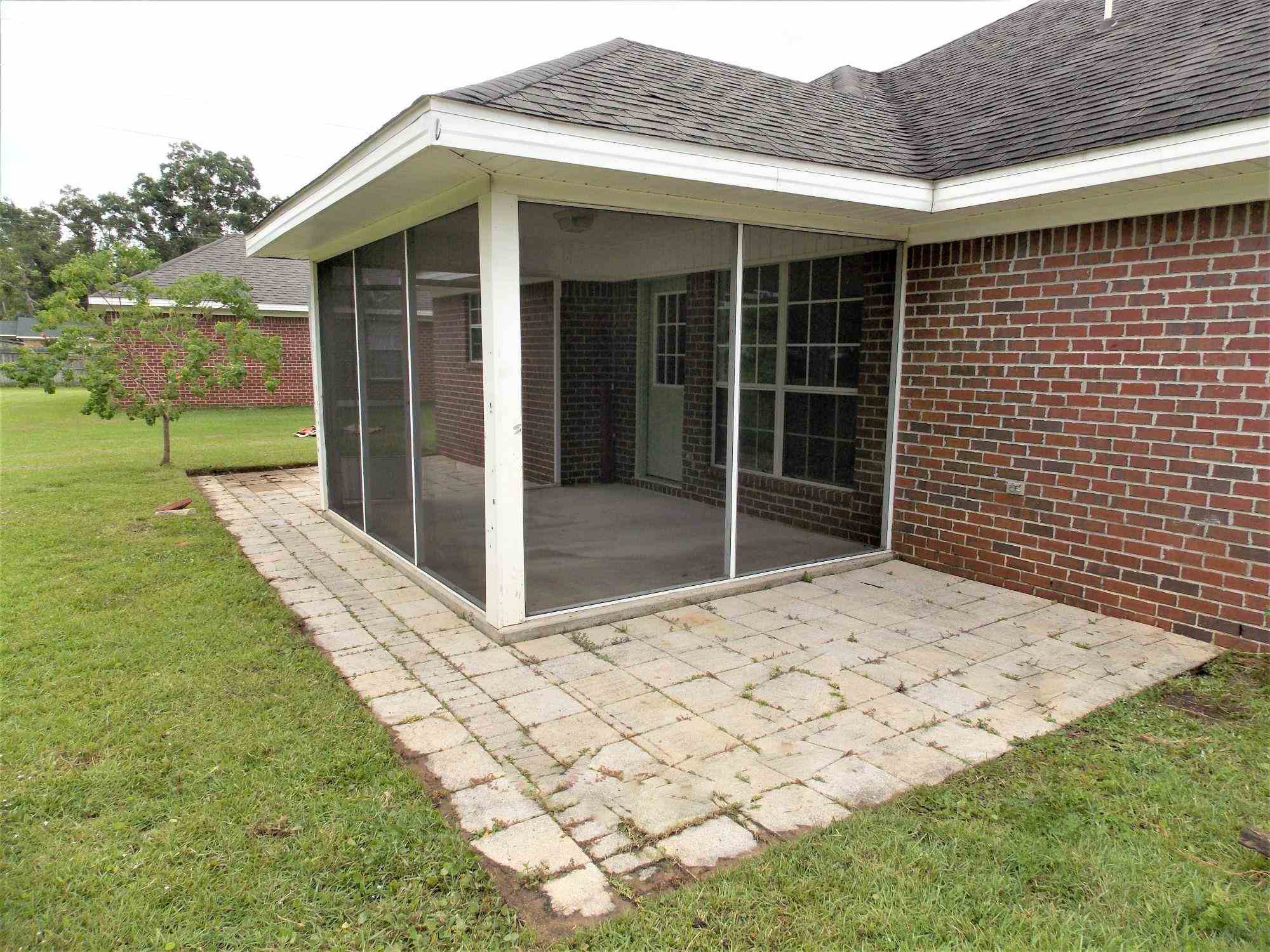 525 Hamilton Boulevard Foley, AL 36535 - Photo 7 of 28