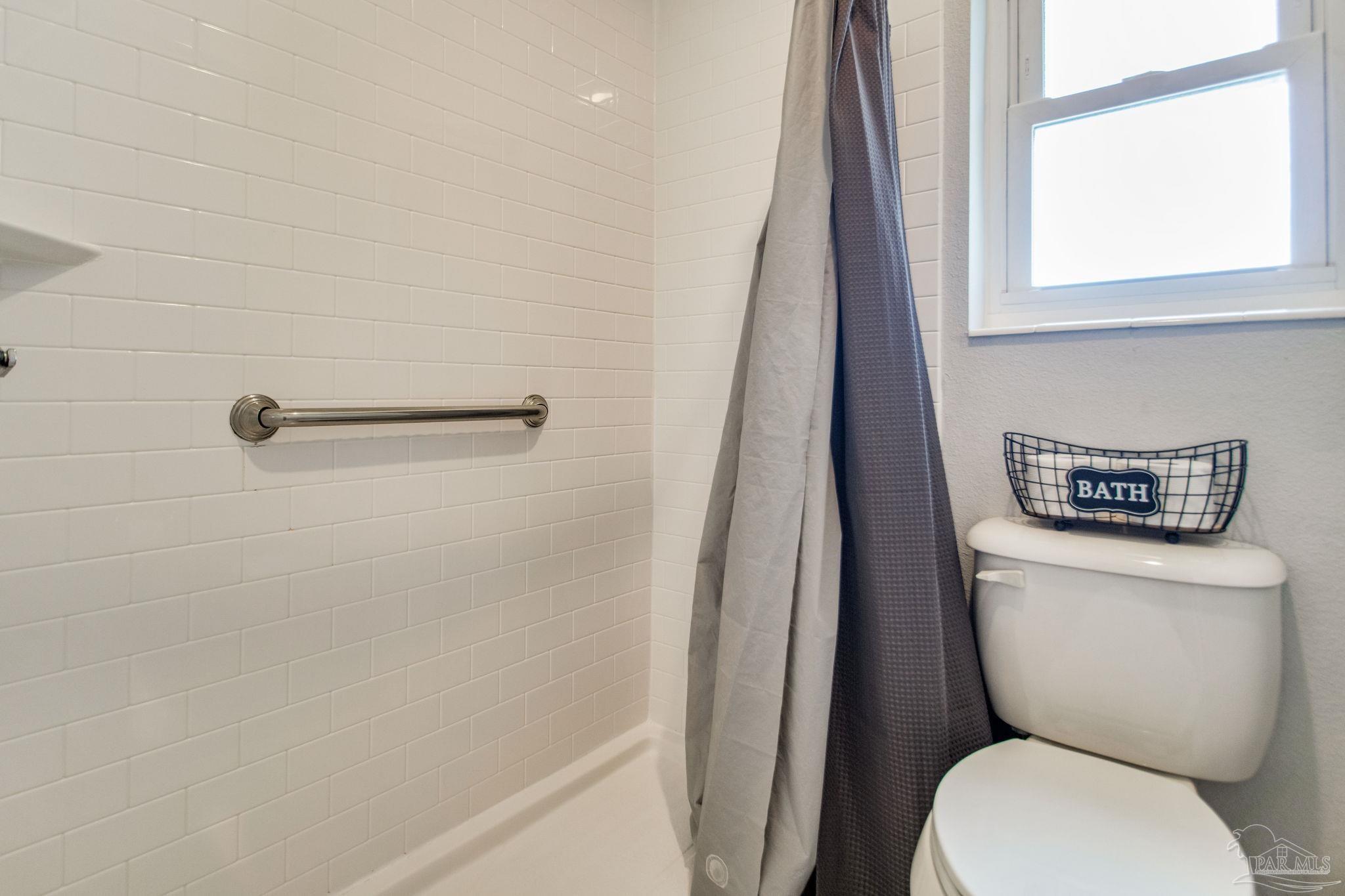 8110 Banberry Road Pensacola, FL 32514 - Photo 46 of 70 Gallery Image 46