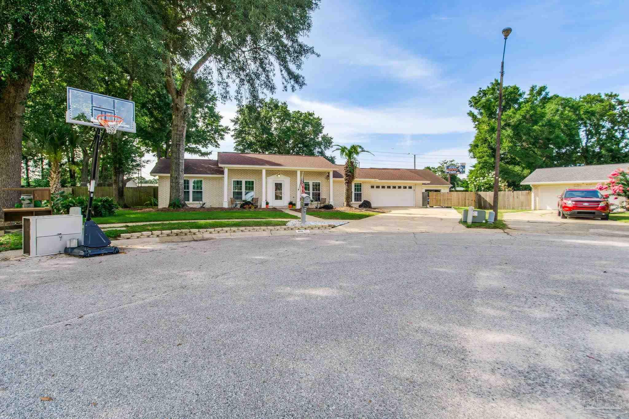 8110 Banberry Road Pensacola, FL 32514 - Photo 10 of 70 Gallery Image 10