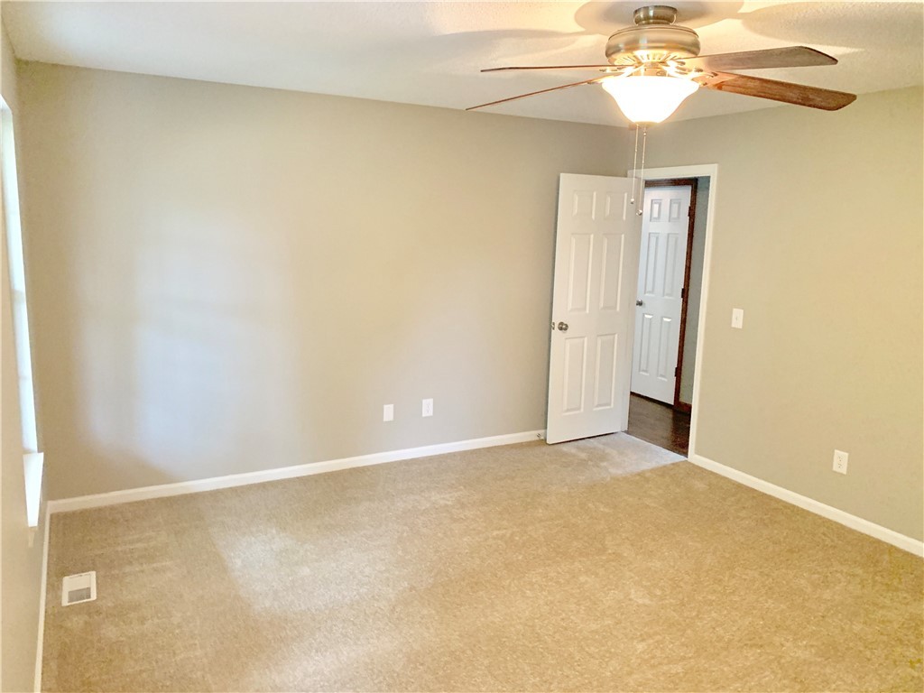 105 Colonial Drive Pelzer, SC 29669 - Photo 14 of 33 Gallery Image 14