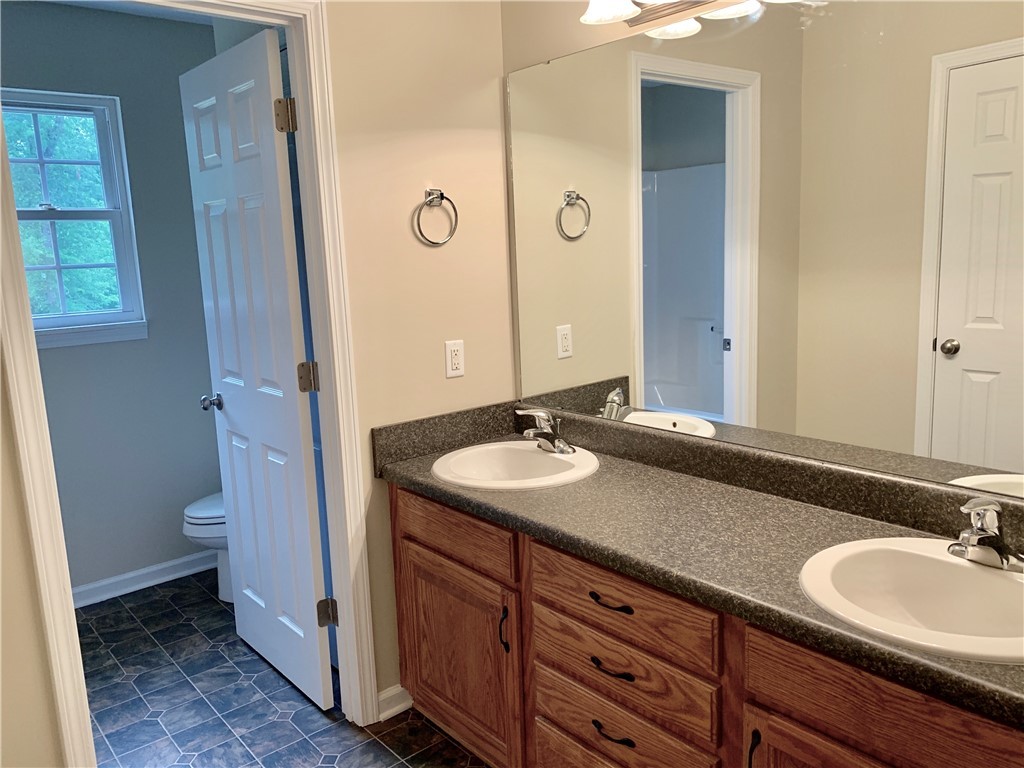105 Colonial Drive Pelzer, SC 29669 - Photo 15 of 33 Gallery Image 15