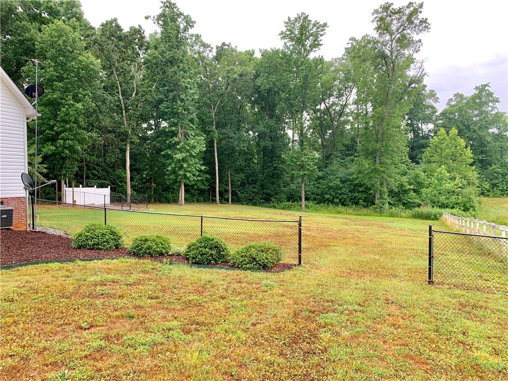 105 Colonial Drive Pelzer, SC 29669 - Photo 31 of 33 Gallery Image 31