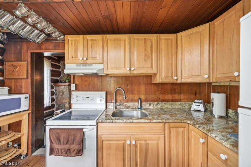 103 Cherry Ridge Road West Milford, NJ 07421 - Photo 29 of 45