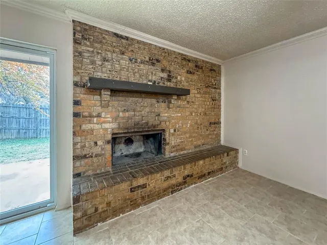 $1,750 | 1112 Autumn Oak Drive, Denton, TX 76209