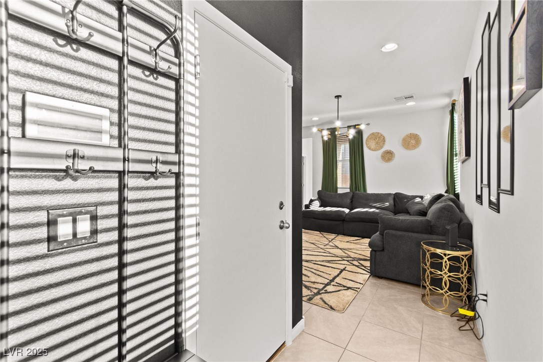 4057 Pioneer Ridge Las Vegas, NV 89115 - Photo 9 of 42 Gallery Image 9