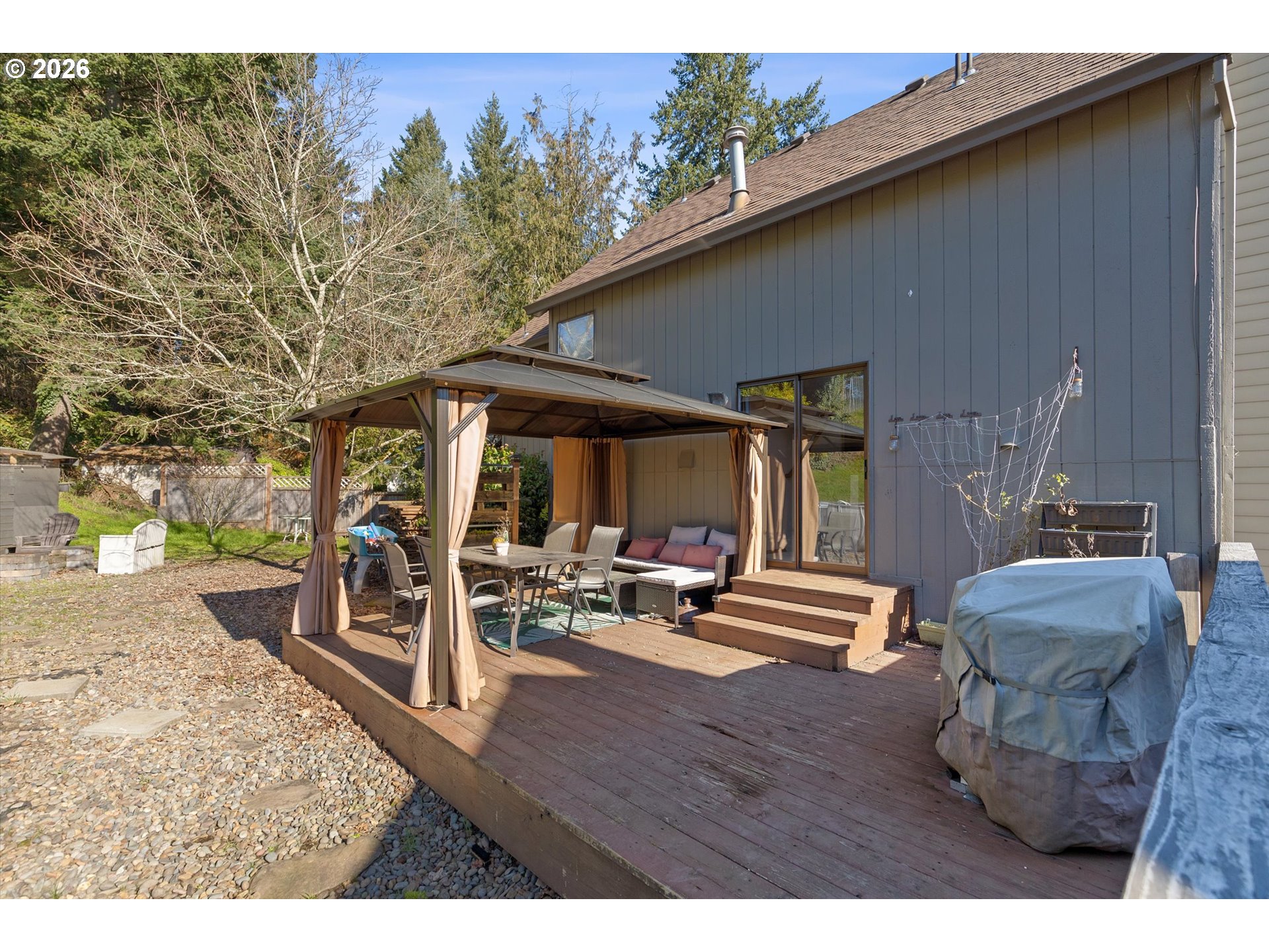 7655 Ridgewood Drive Gladstone, OR 97027 - Photo 20 of 27 a view of outdoor space yard and patio