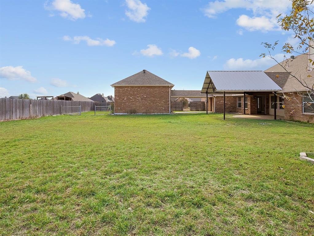 209 Clear Fork Trail Rhome, TX 76078 - Photo 23 of 26