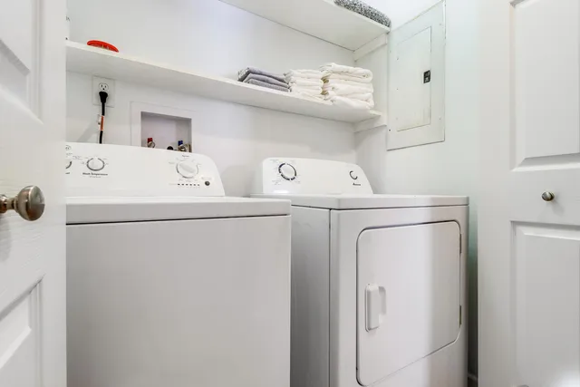 $2,500 | 1728 Pinckney Park Drive, Unit B, Charleston, SC 29407