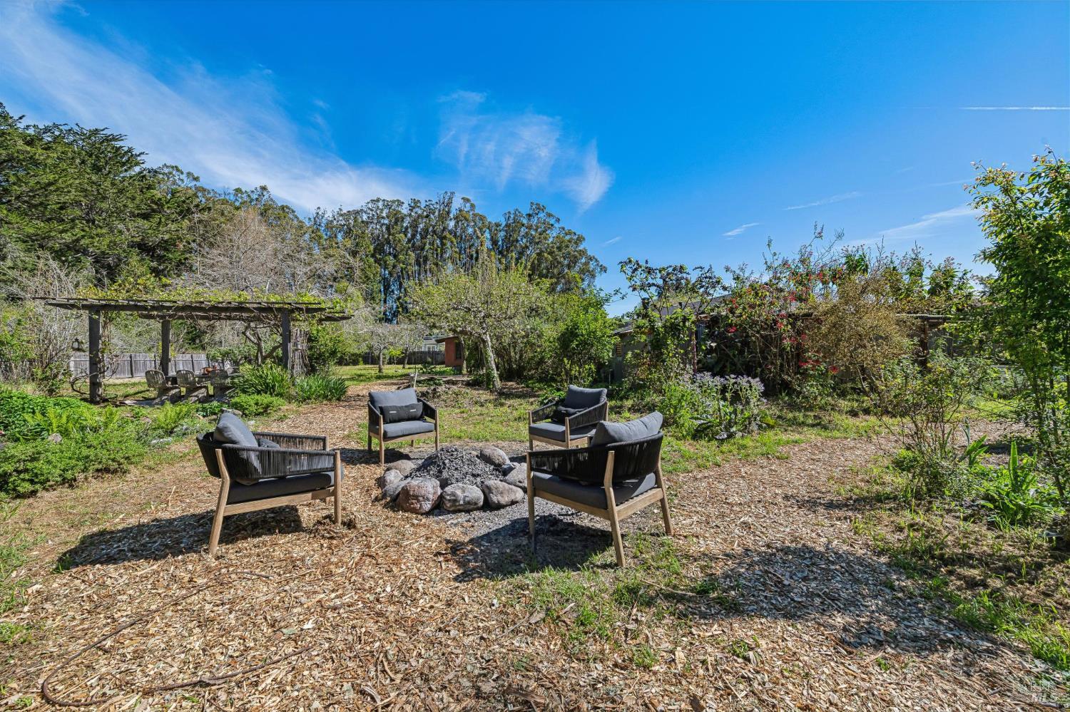18 Cypress Road Point Reyes Station, CA 94956 - Photo 43 of 69