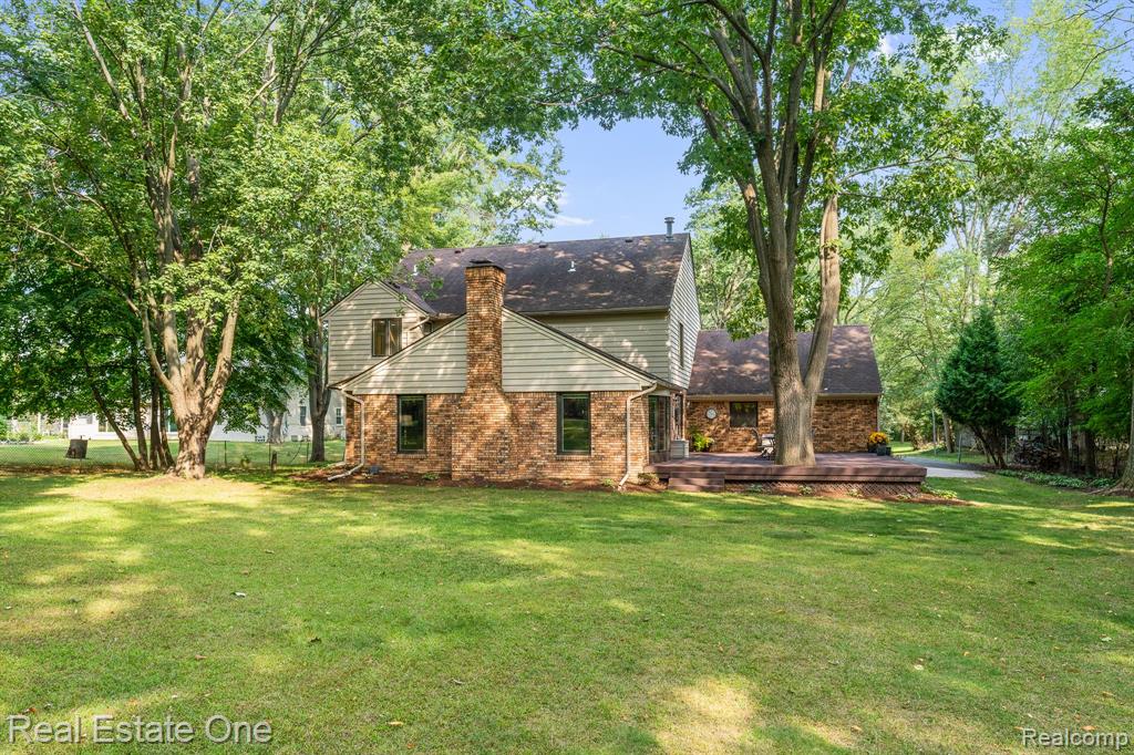 1120 Seville Road Rochester Hills, MI 48309 - Photo 21 of 22