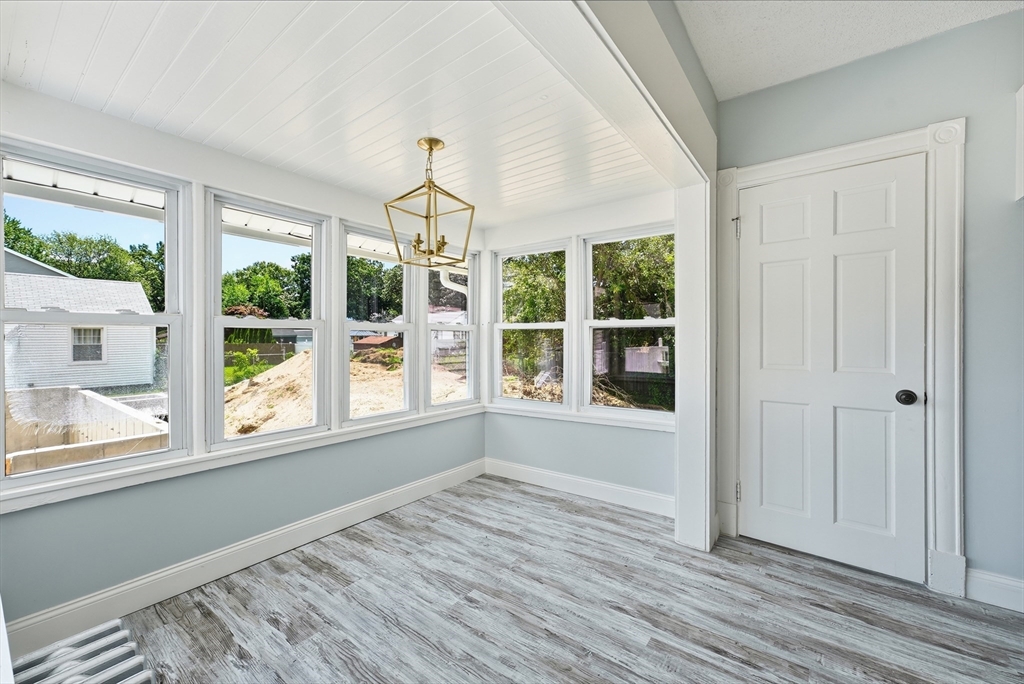 60 Barrison Street Springfield, MA 01109 - Photo 13 of 42 Gallery Image 13