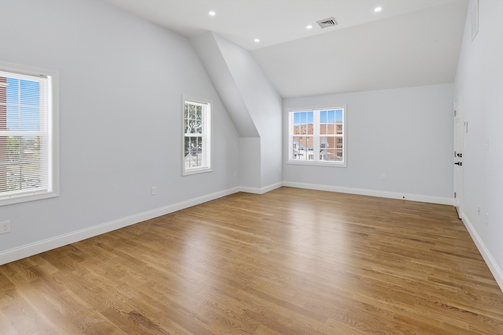 489 Spring Street Fall River, MA 02721 - Photo 26 of 40