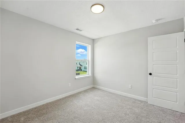 $329,000 | 1303 South 4th Street East, Louisburg, KS 66053