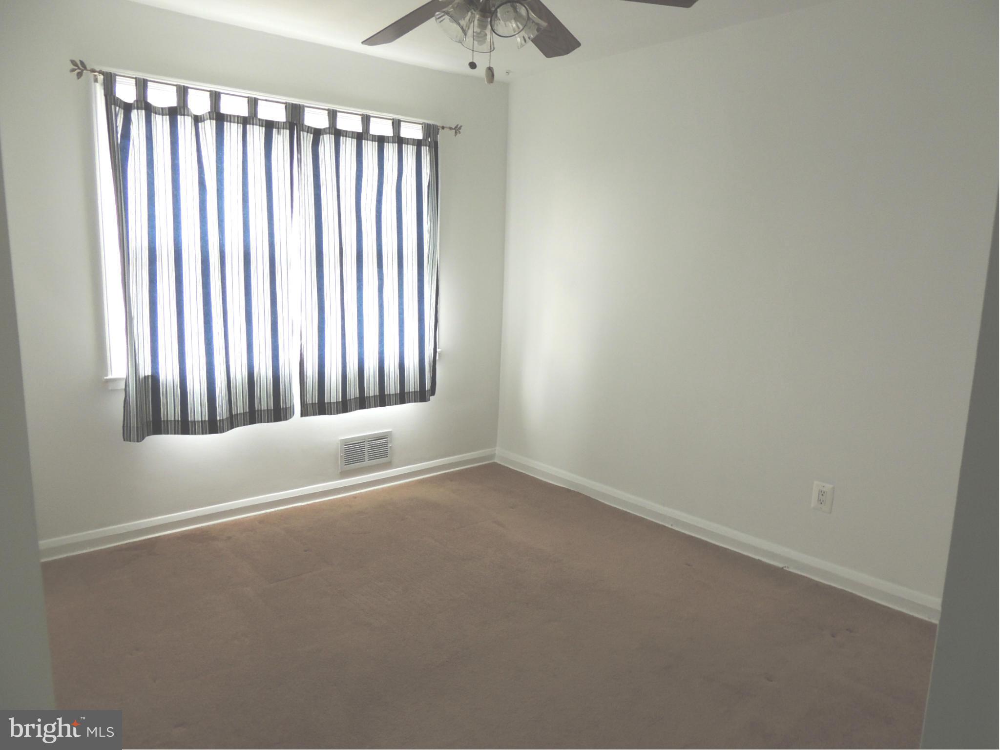 8302 Hillendale Road Baltimore, MD 21234 - Photo 9 of 20 Bath (Master)