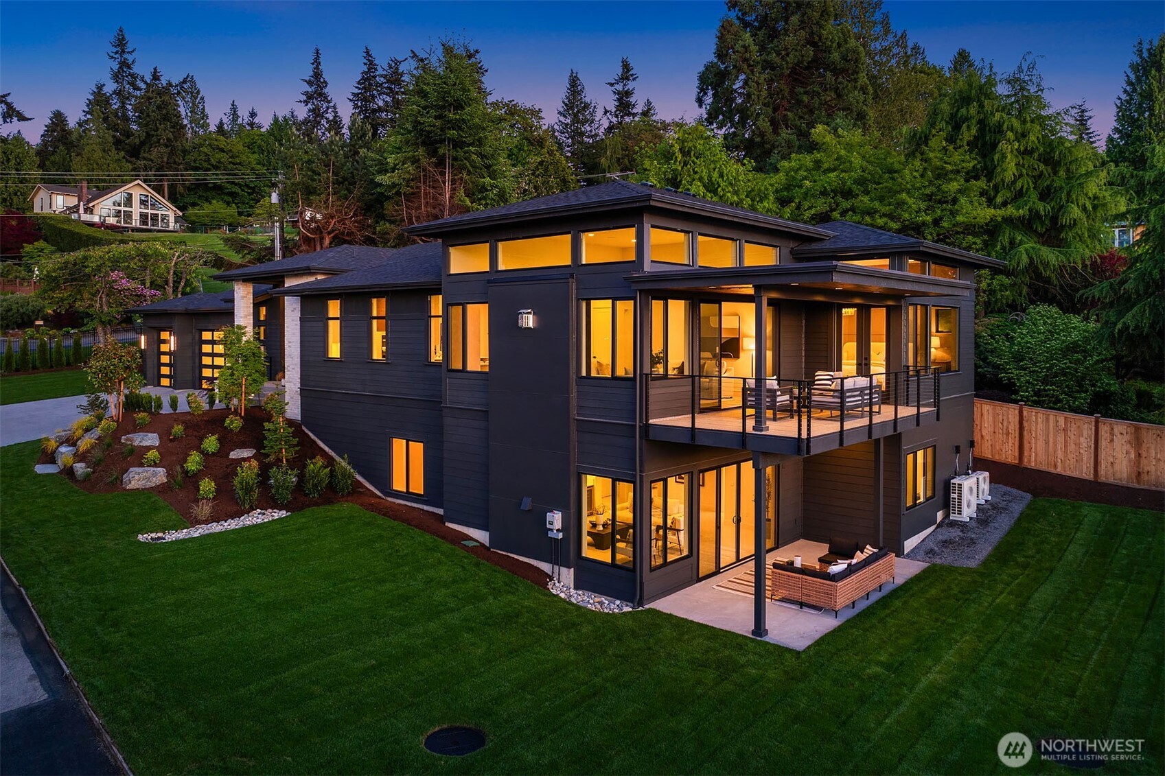 17626 Talbot Road Edmonds, WA 98026 - Photo 38 of 40
