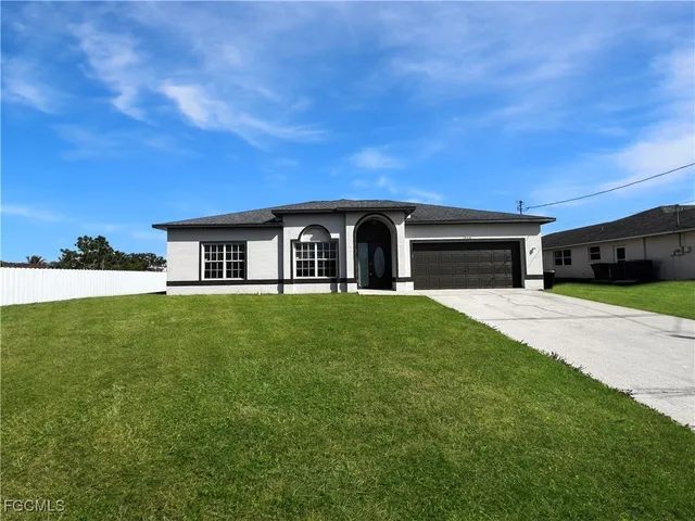 $1,799 | 906 Alfreda Avenue, Lehigh Acres, FL 33971