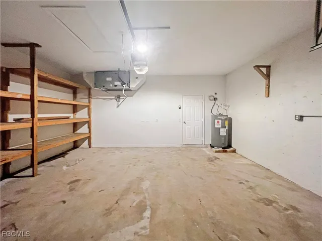 $1,799 | 906 Alfreda Avenue, Lehigh Acres, FL 33971