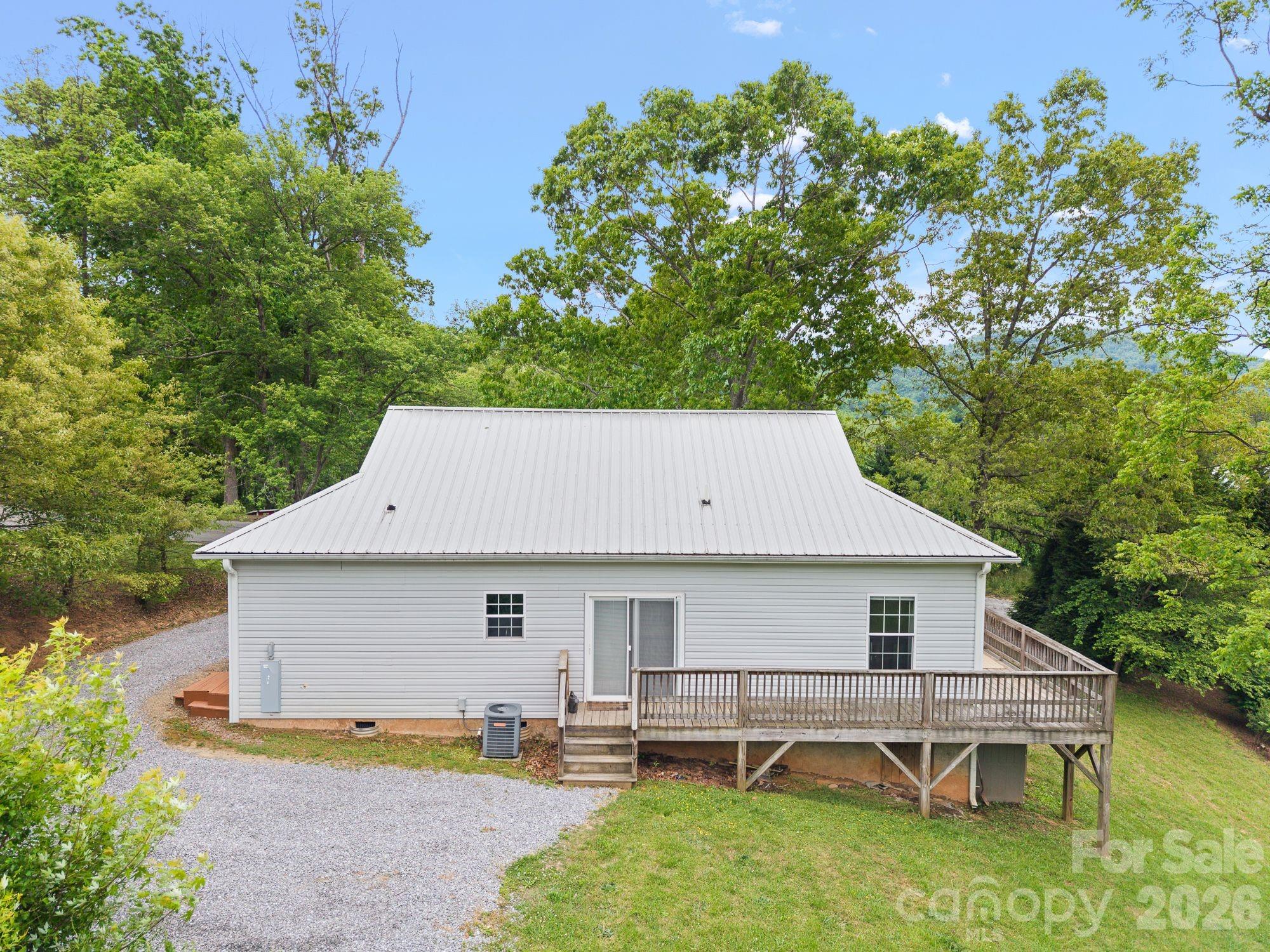 233 Thompson Cove Road Clyde, NC 28721 - Photo 28 of 32