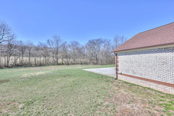 $2,800 | 1059 South Cross Bridges Road, Mount Pleasant, TN 38474