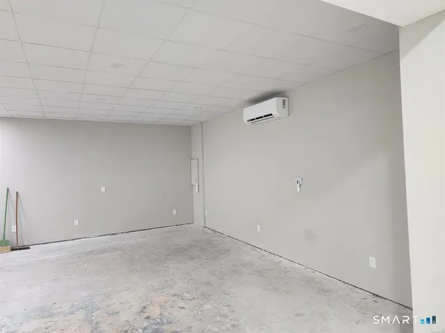 $1,100 | 16 Church Street, Voluntown, CT 06384