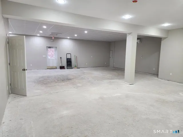 $1,100 | 16 Church Street, Voluntown, CT 06384