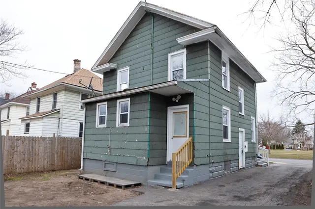 $139,900 | 105 Gothic Street, Rochester, NY 14621