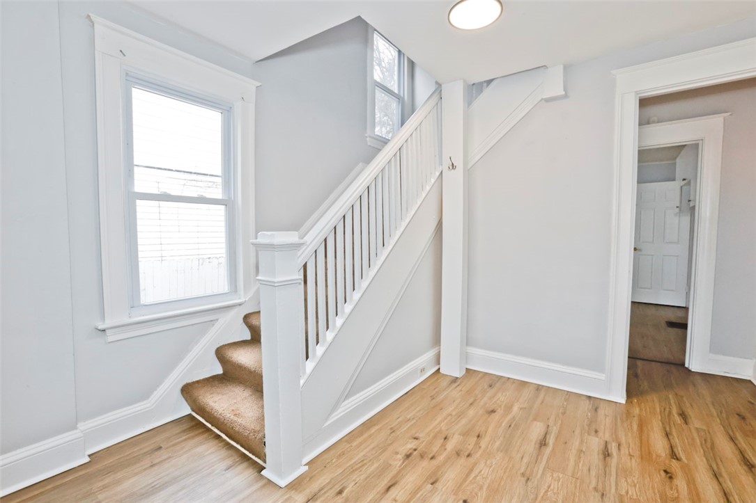 105 Gothic Street Rochester, NY 14621 - Photo 5 of 30