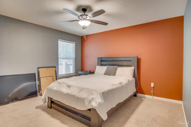 $1,800 | 172 Creekview Drive, Pensacola, FL 32503