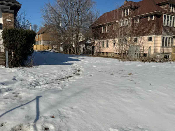 $35,000 | 2433 North 50th Street, Milwaukee, WI 53210