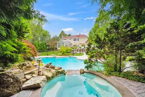 a view of a lake with houses