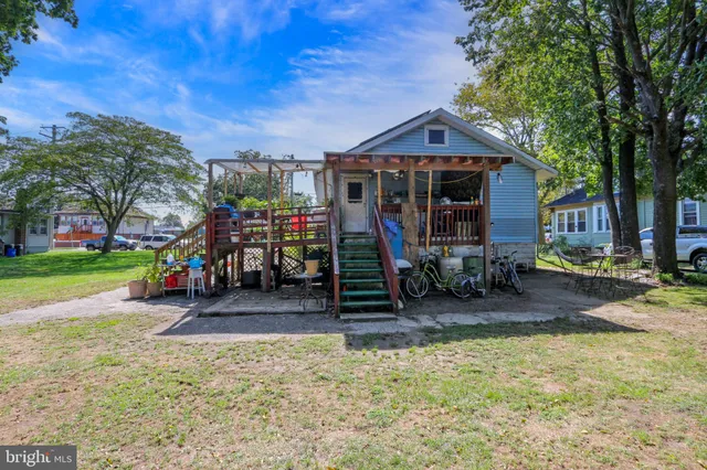 a view of a house with a patio