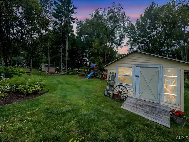 $273,500 | 2281 Hume Lane, Auburn, NY 13021