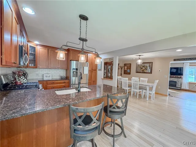 $273,500 | 2281 Hume Lane, Auburn, NY 13021