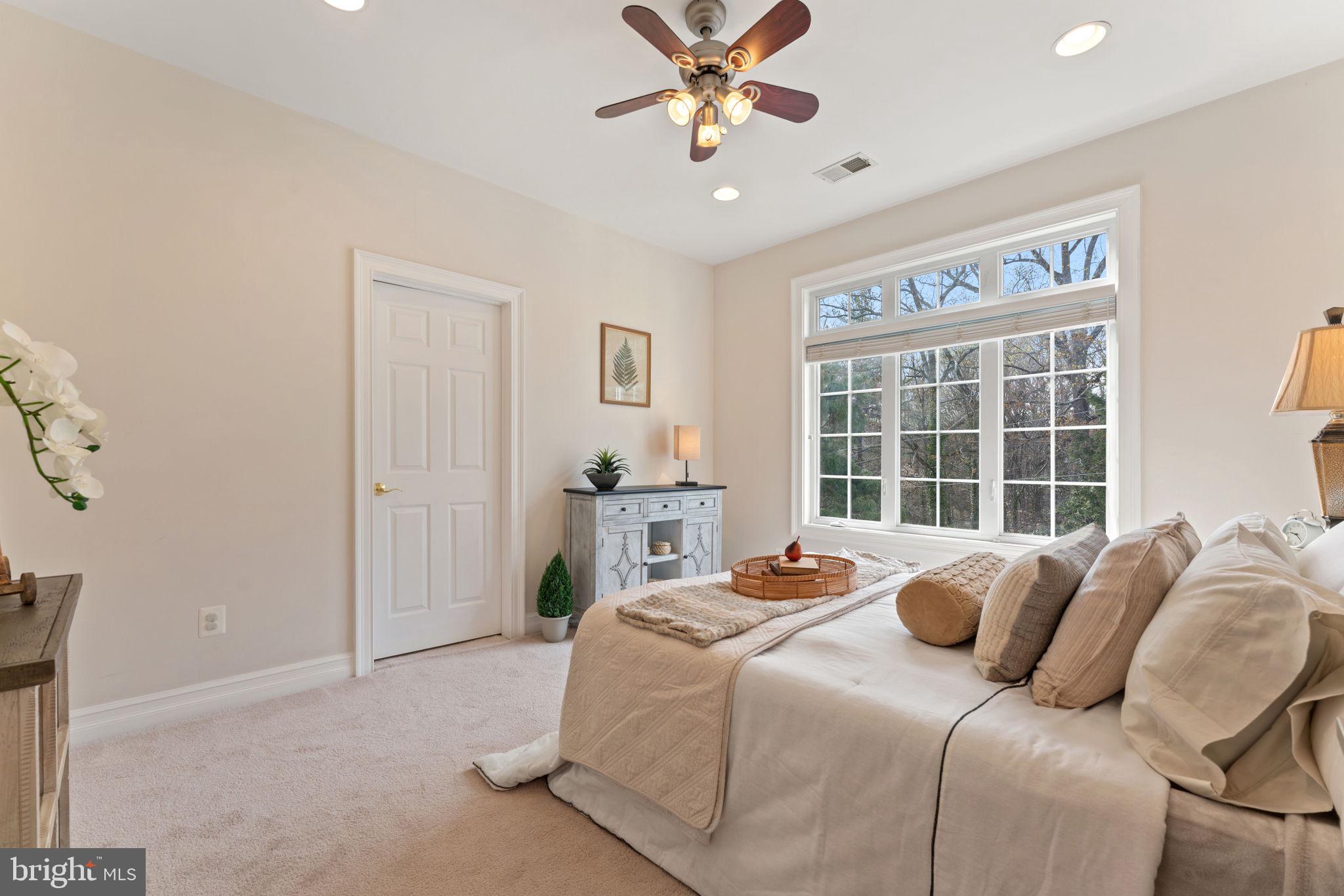 5005 Ridgewood Road Alexandria, VA 22312 - Photo 57 of 77 Bed #5