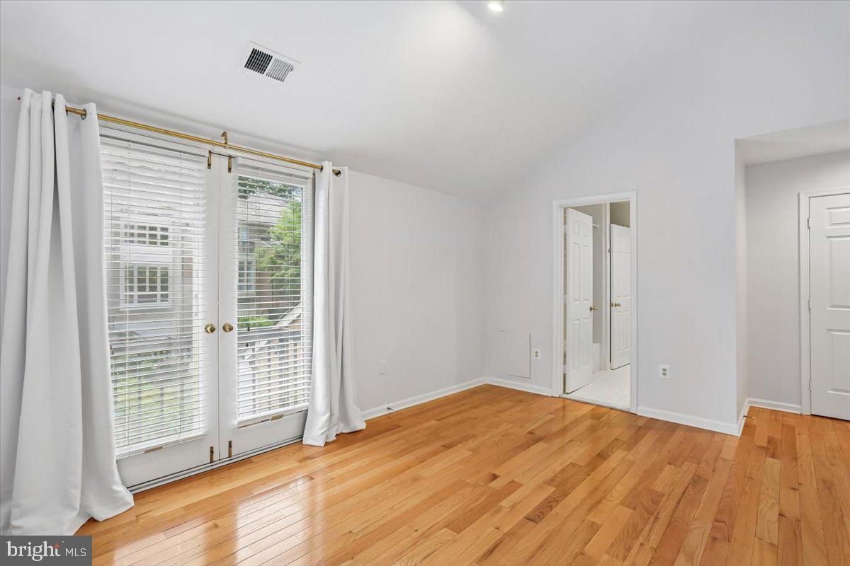6113 Goldtree Way Bethesda, MD 20817 - Photo 47 of 75