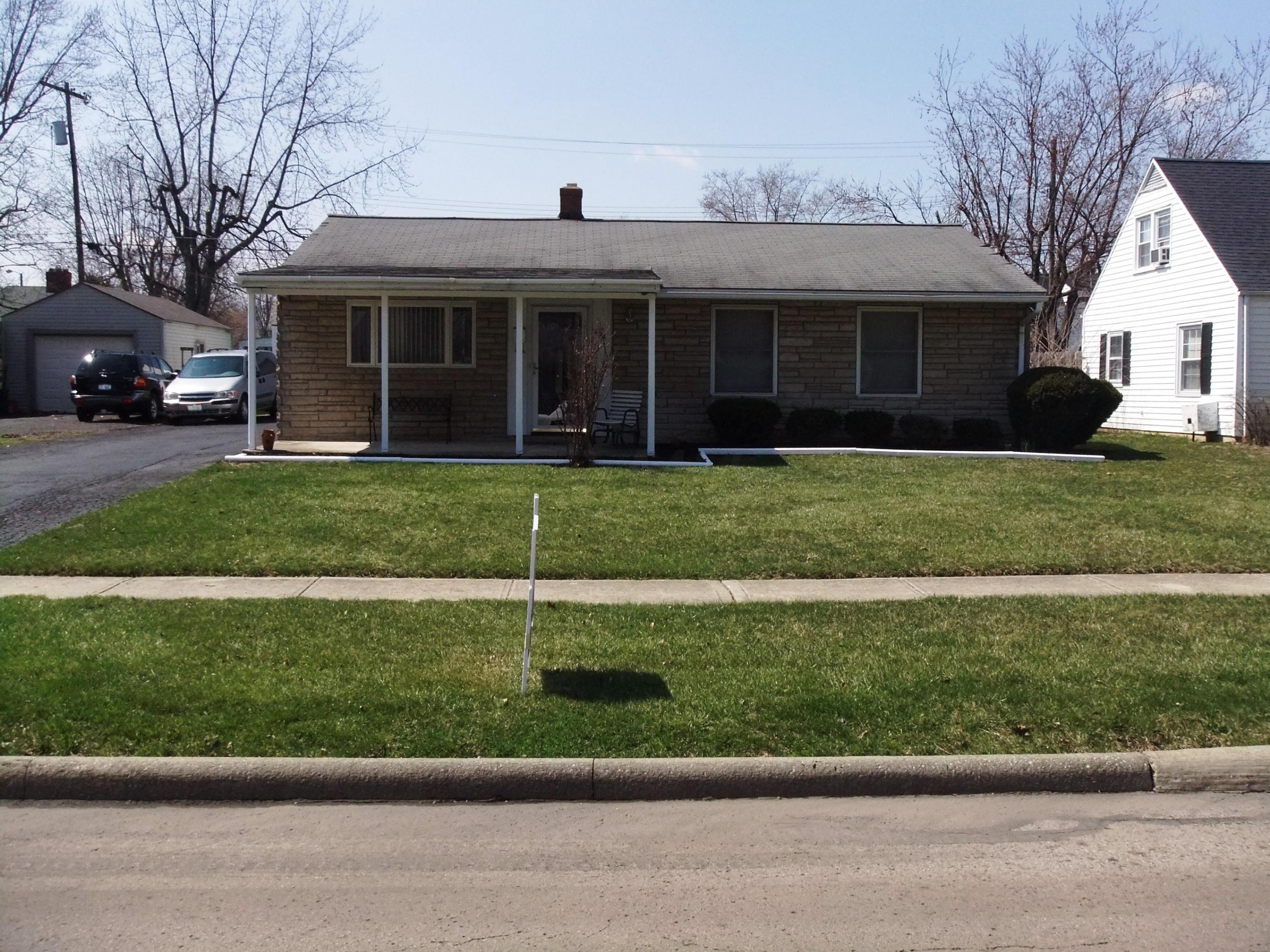 403 Sturbridge Road Columbus, OH 43228 - Photo 1 of 19 Gallery Image 1