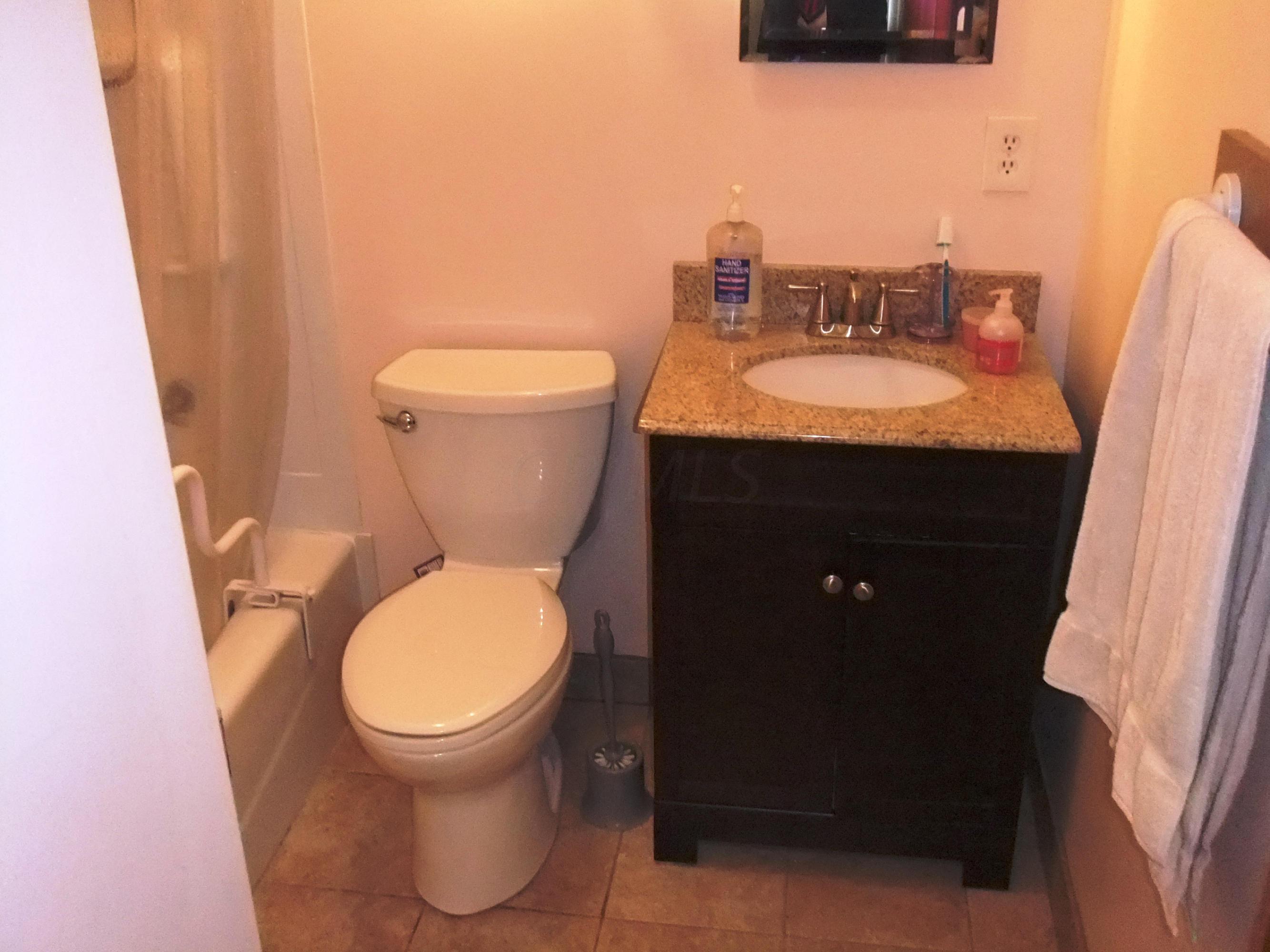 403 Sturbridge Road Columbus, OH 43228 - Photo 8 of 19 Gallery Image 8